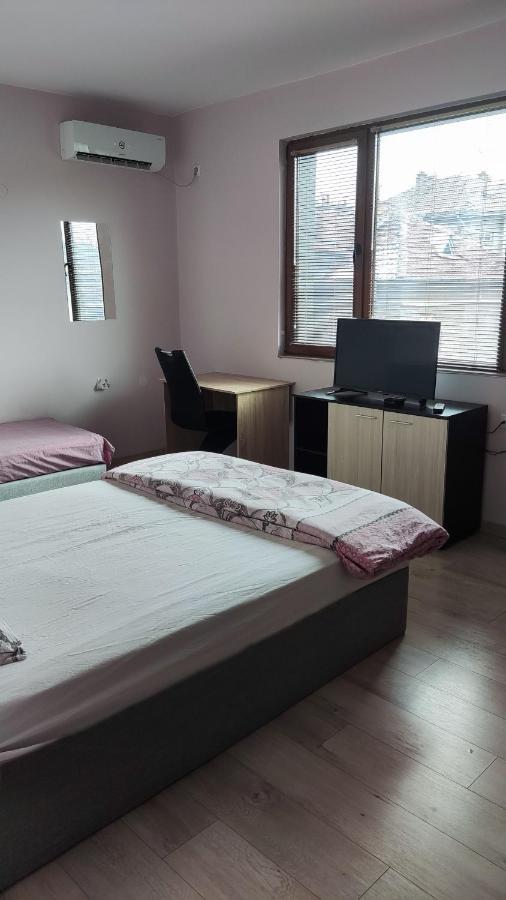 Liliya Apartment Pleven Exterior foto
