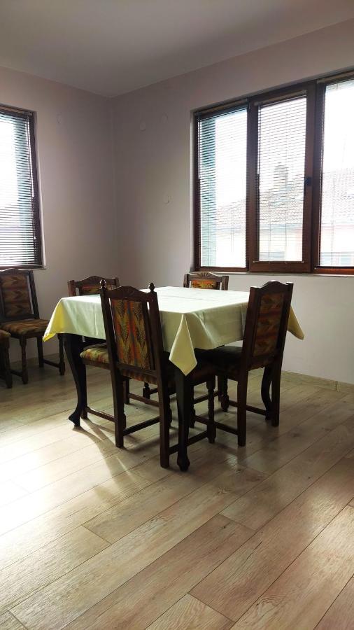 Liliya Apartment Pleven Exterior foto
